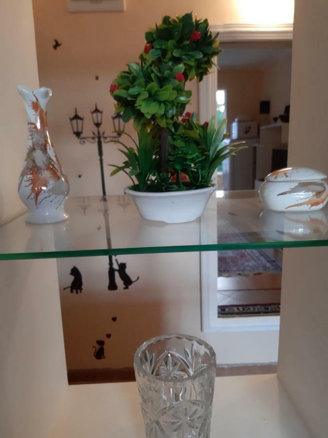 малко Oазисче Homestay *